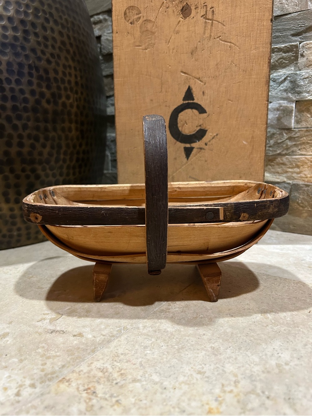 Antique-Style Wooden Handled Basket Bowl